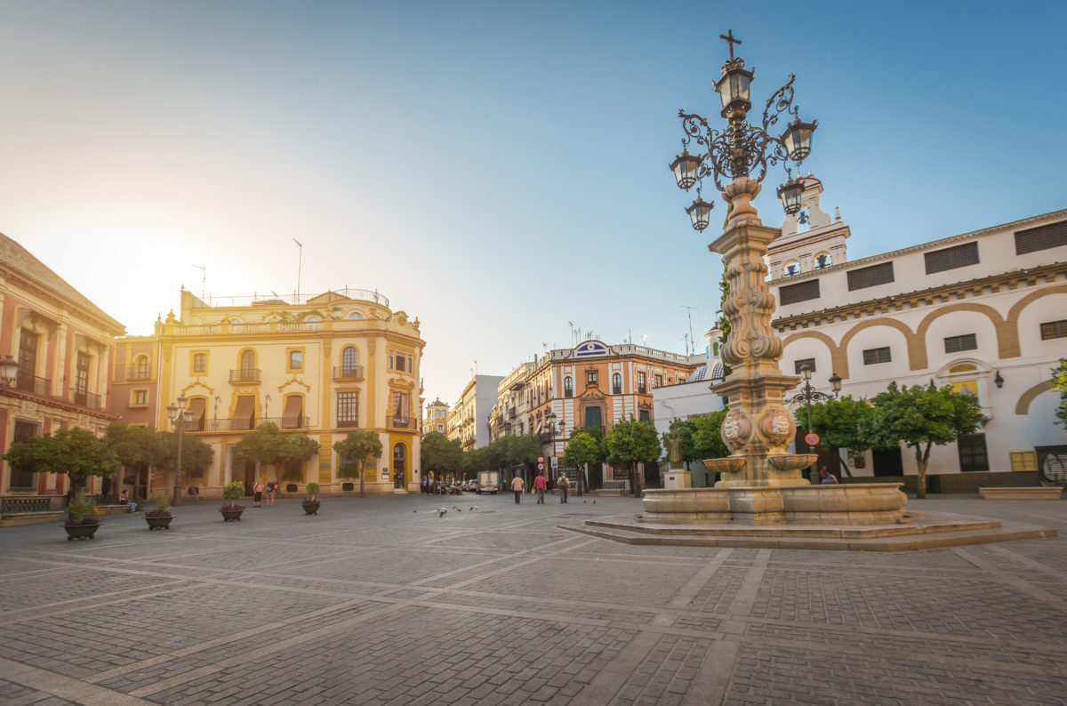 Viajar en bus en el Puente de Andalucía