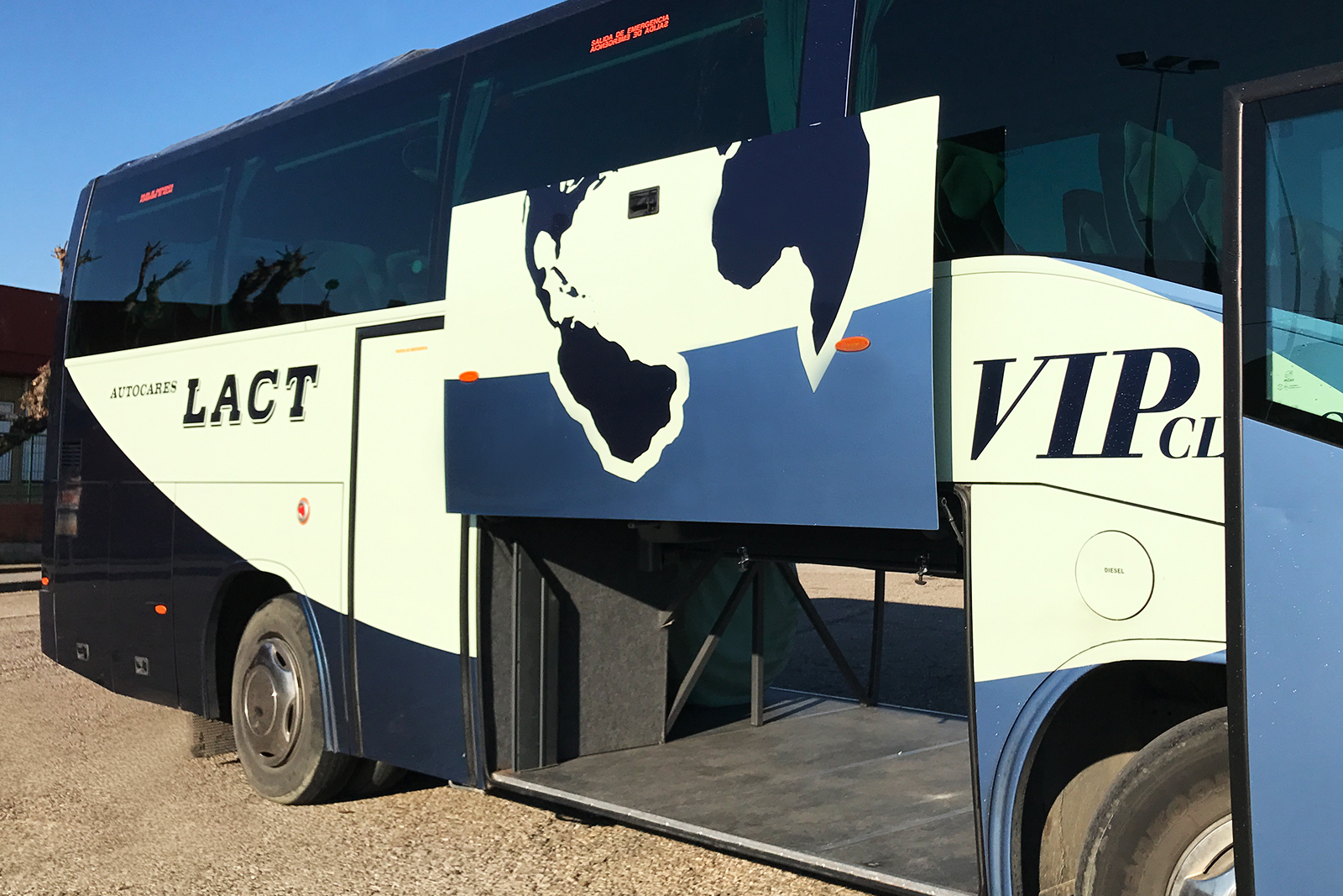 Autocares - Autocares LACT