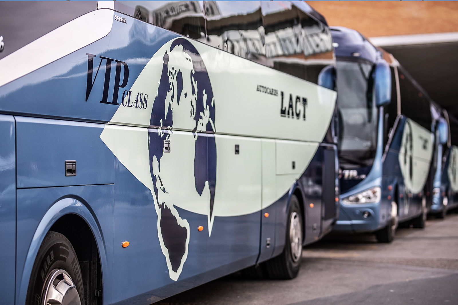 Autocares - Autocares LACT