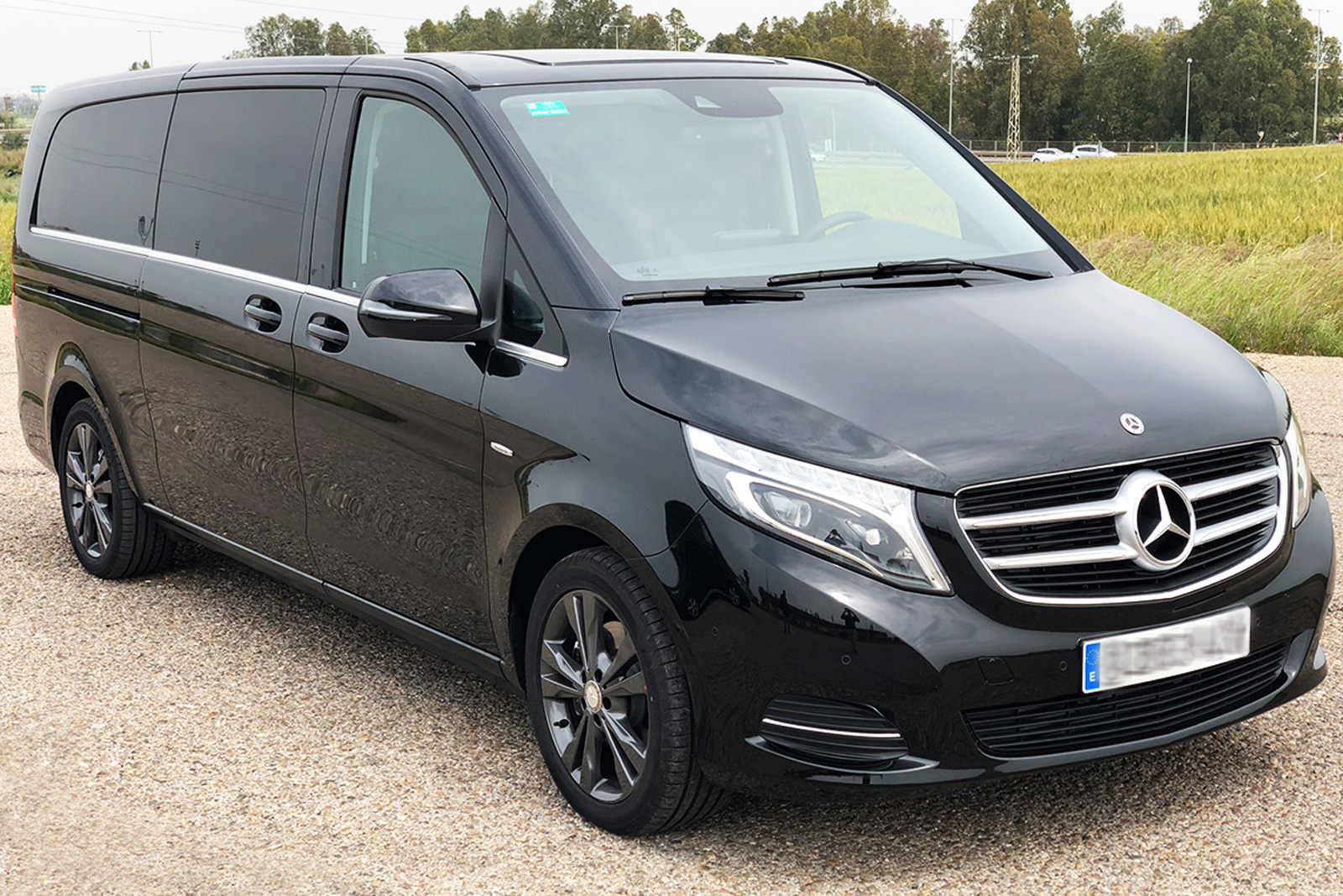 Sedans y Minivans - Autocares LACT