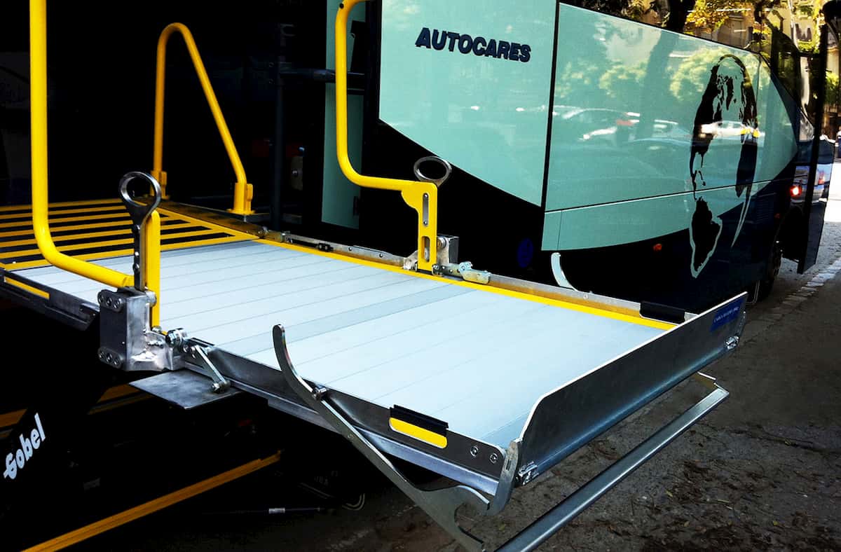 Autocares LACT: Rental of buses and coaches in Seville