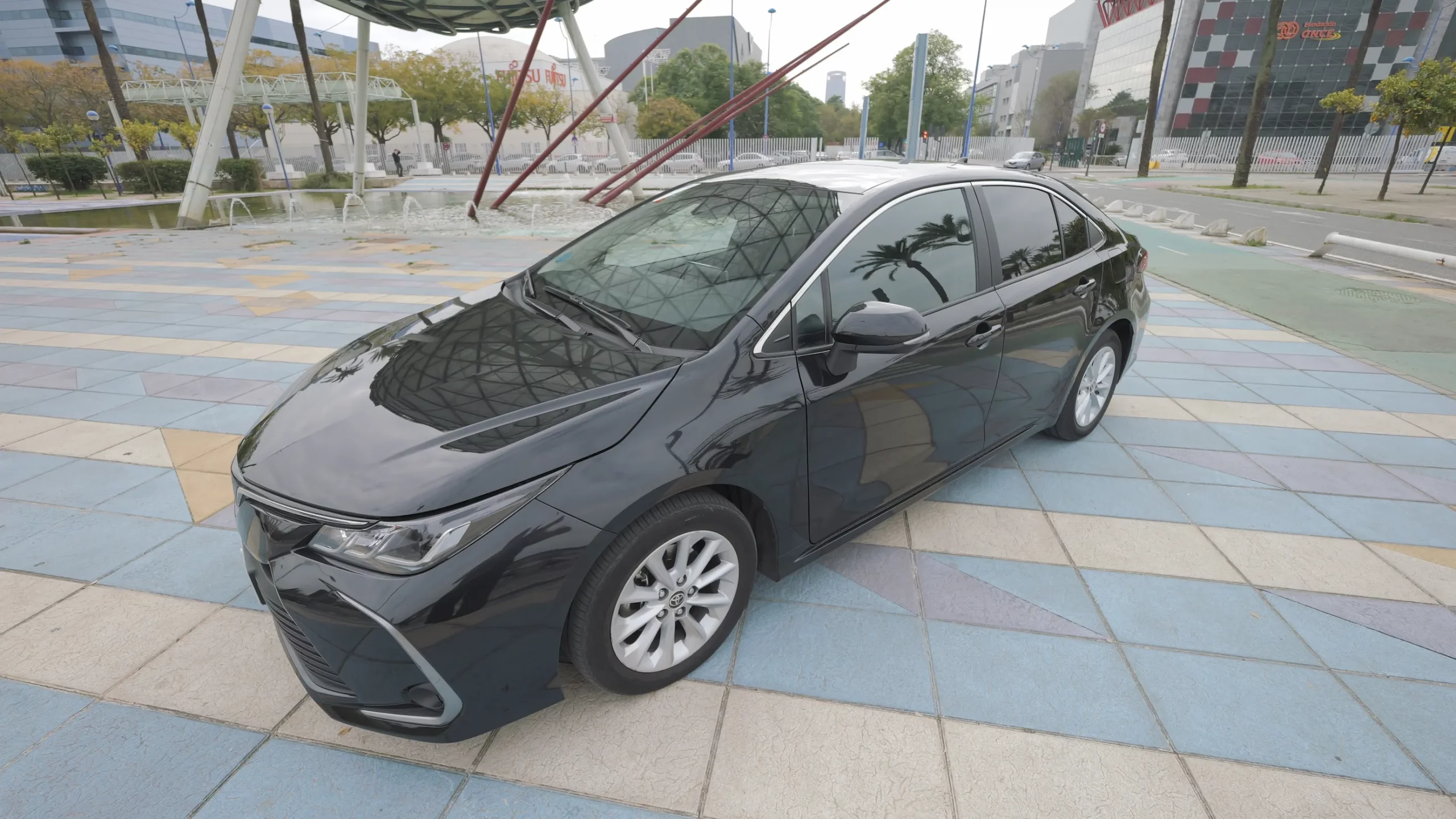 Sedans y Minivans - Autocares LACT